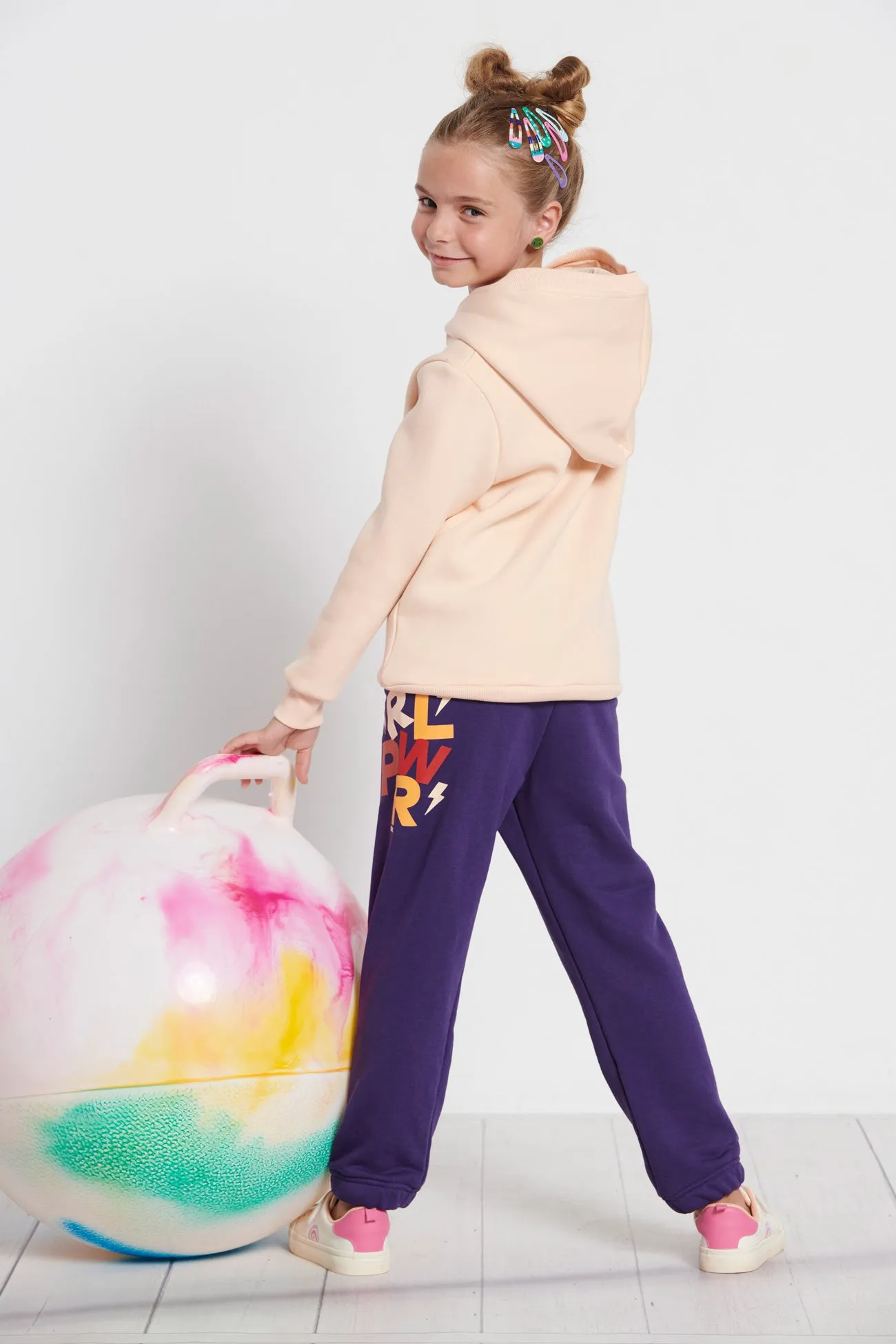 Kids set with sweatshirt and joggers for girls